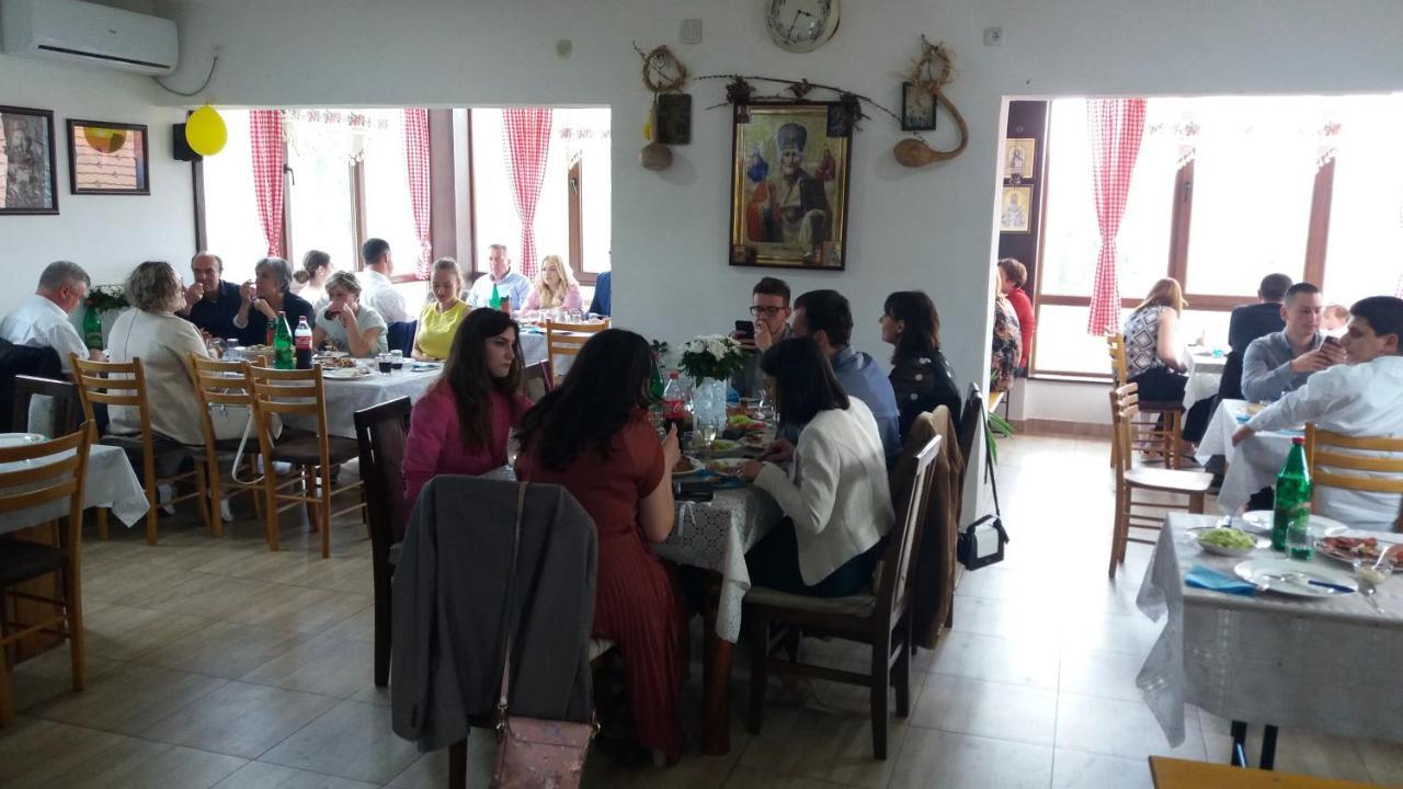 Etno Selo Lelic Bed & Breakfast Valjevo Ngoại thất bức ảnh