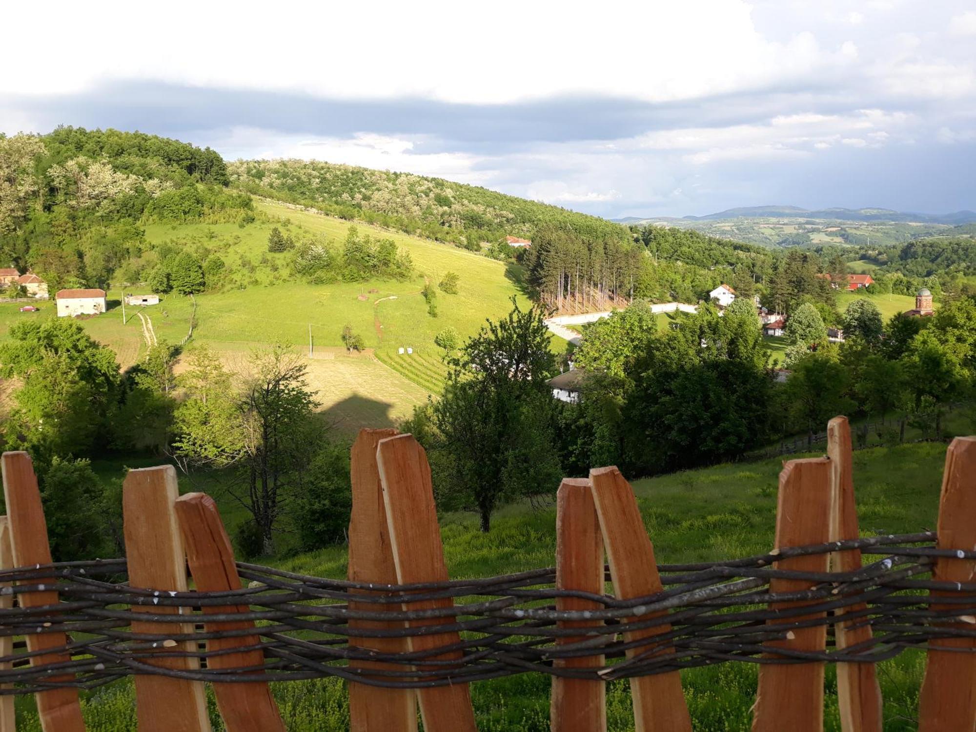 Etno Selo Lelic Bed & Breakfast Valjevo Ngoại thất bức ảnh