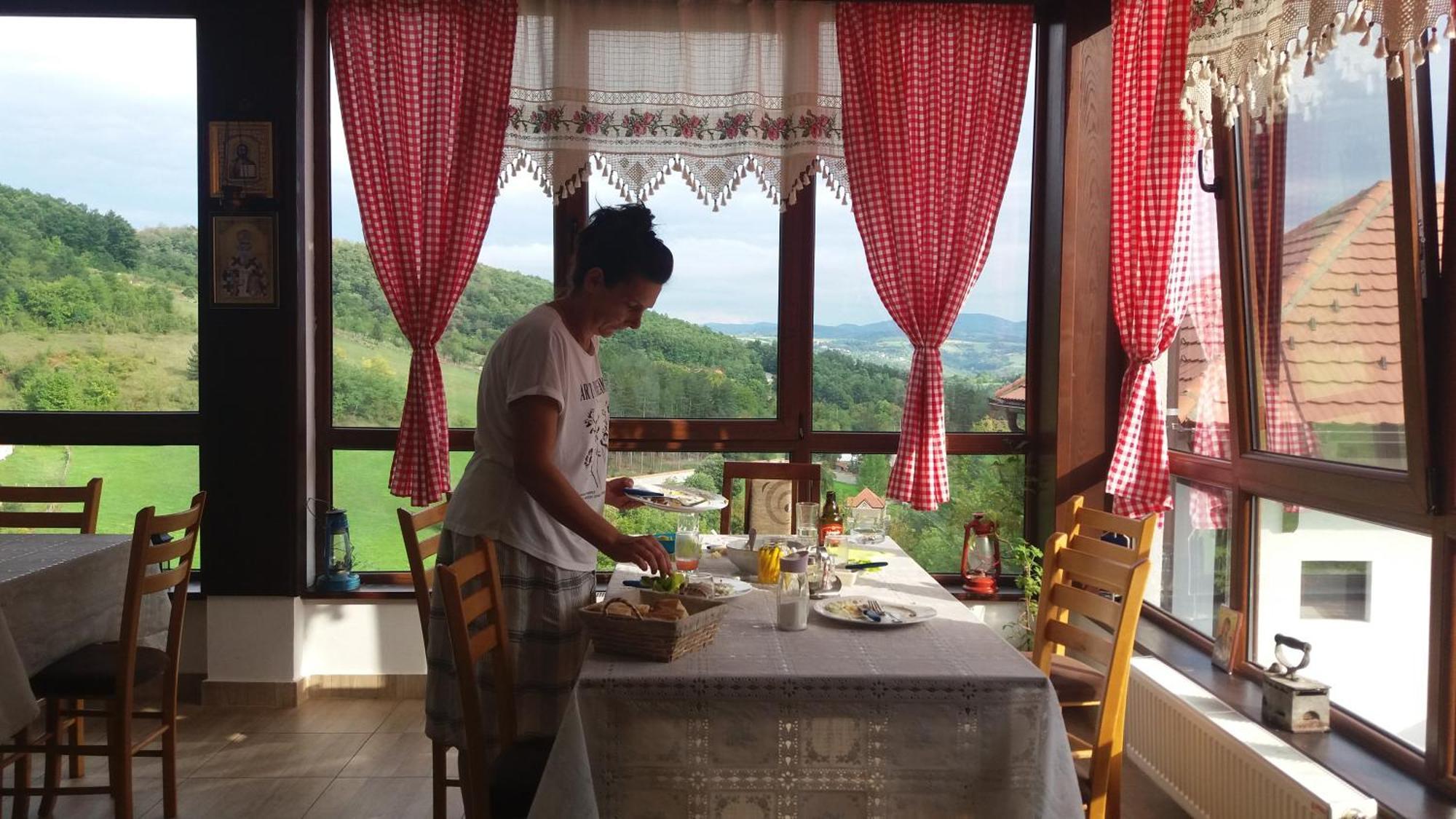 Etno Selo Lelic Bed & Breakfast Valjevo Ngoại thất bức ảnh